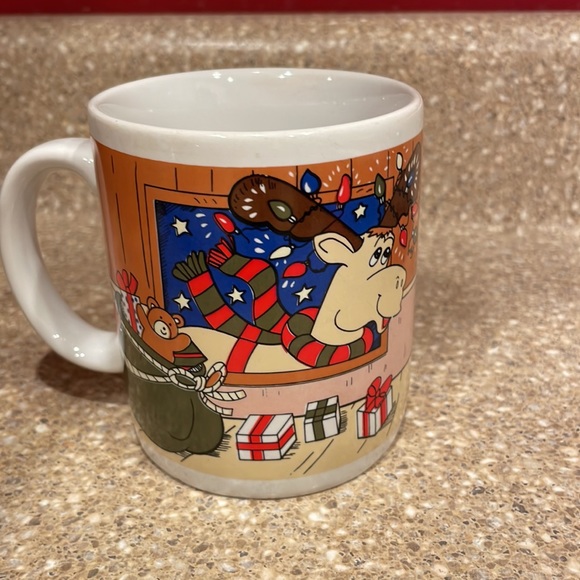 Vintage Santa’s Workshop mug - Picture 2 of 6